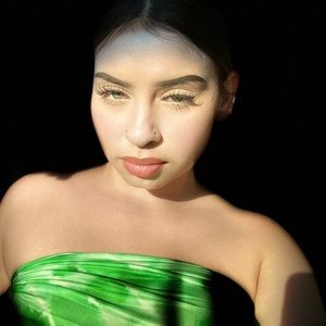 Meet your Posher, Alessandra